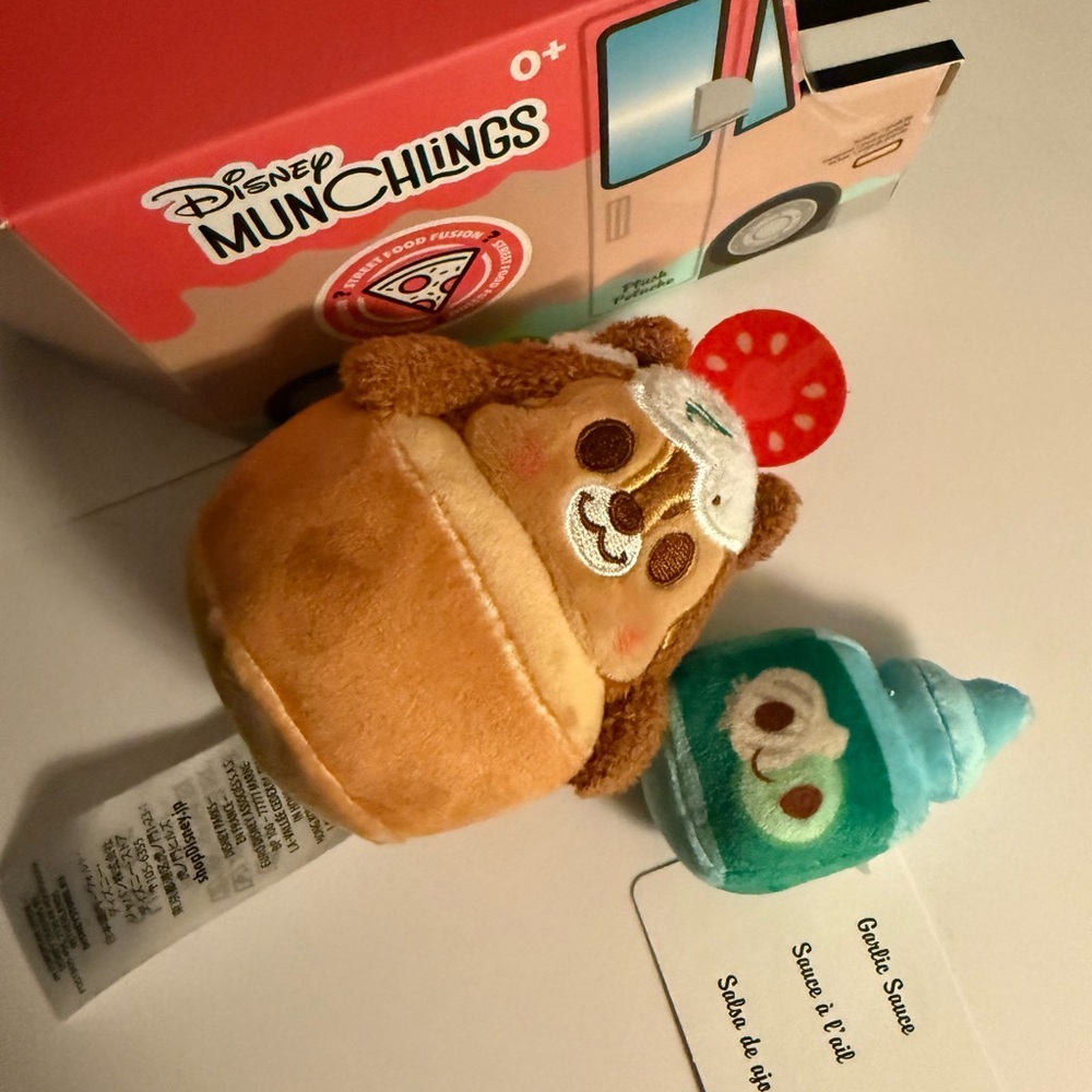 NEW- Disney Munchlings Mystery Plush- Street Food Fusion- Chip